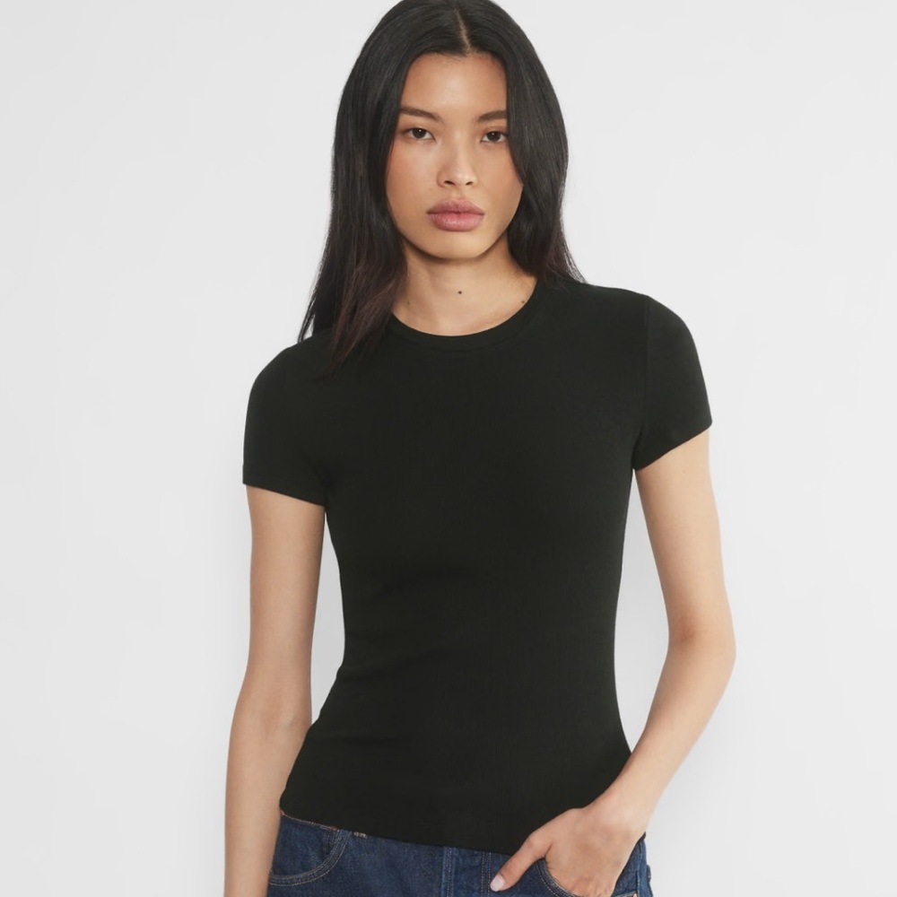 Aritzia, TNA HomeStretch black tee, XL